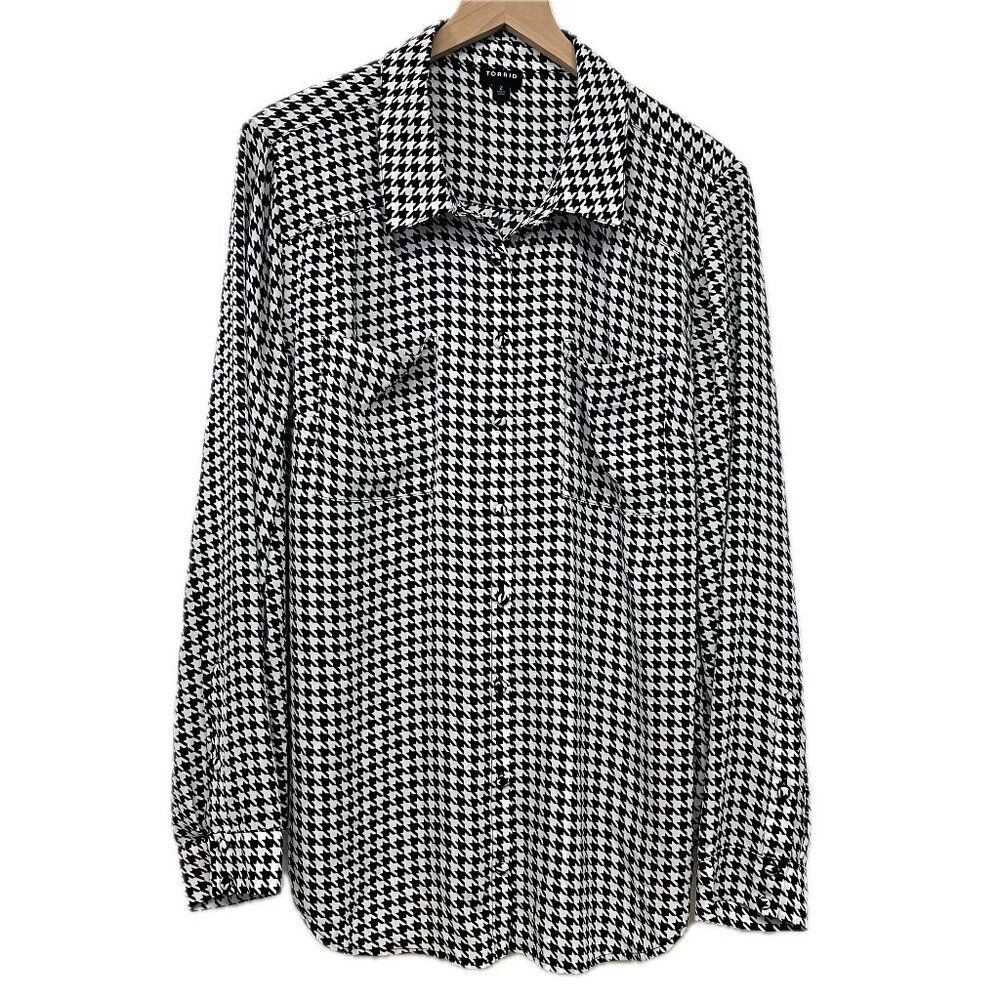 New Torrid Black & White Houndstooth Blouse - Size 2X